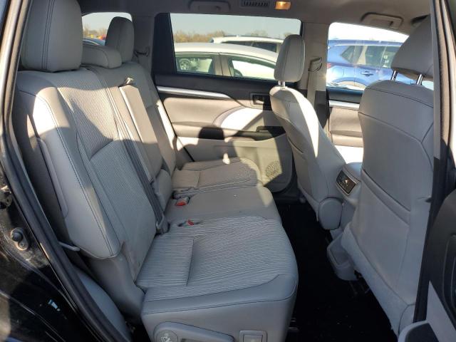 Photo 11 from auction – 2016 TOYOTA HIGHLANDER with VIN 5TDBKRFH0GS235588