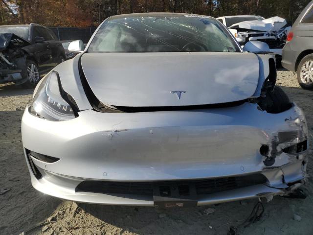 Photo 5 from auction – 2018 TESLA MODEL 3 with VIN 5YJ3E1EB6JF116899