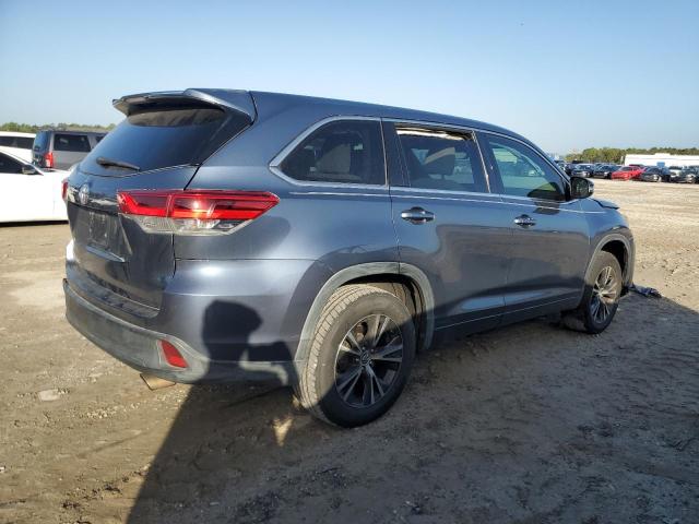 Photo 3 from auction – 2018 TOYOTA HIGHLANDER with VIN 5TDZARFH4JS035550