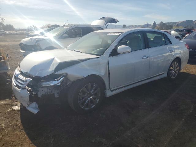 TOYOTA AVALON BAS 2011 with VIN 4T1BK3DB5BU384977 - Photo from auction