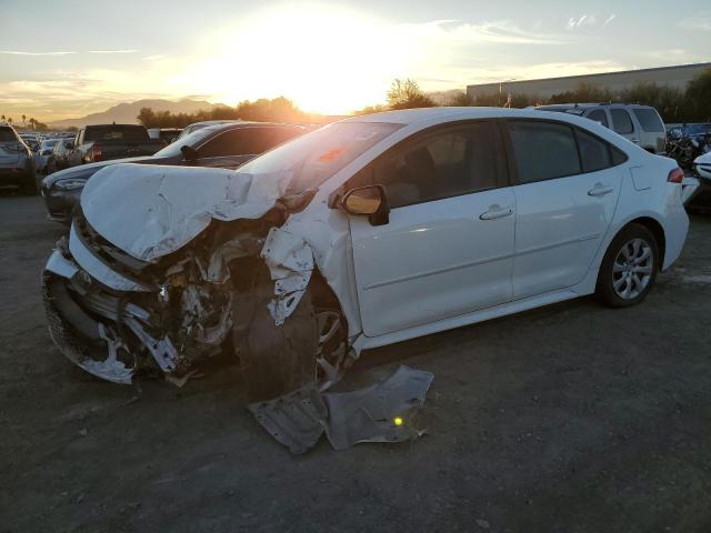 TOYOTA COROLLA LE 2020 with VIN 5YFEPRAE8LP093053 - Photo from auction