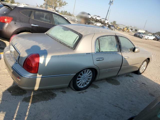 Photo 3 from auction – 2004 LINCOLN TOWN CAR E with VIN 1LNHM81W14Y684827