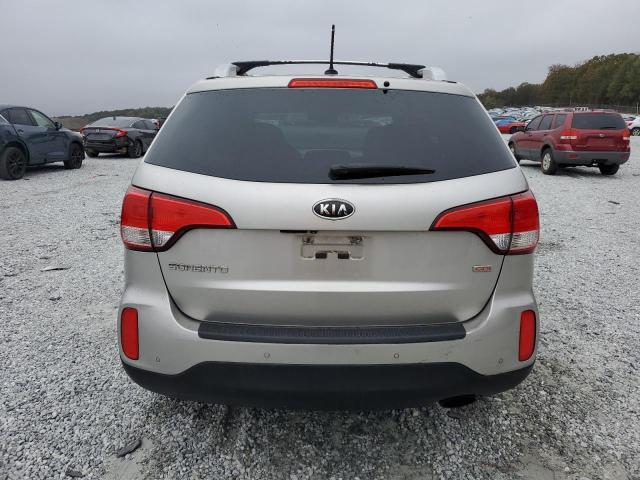 Photo 6 from auction – 2014 KIA SORENTO LX with VIN 5XYKT3A60EG449104