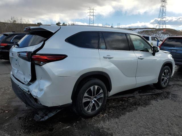 Photo 3 from auction – 2022 TOYOTA HIGHLANDER with VIN 5TDGZRAH8NS553562