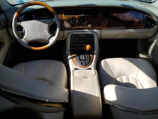 Photo 8 from auction – 2000 JAGUAR XK8 with VIN SAJJA42C3YNA01498