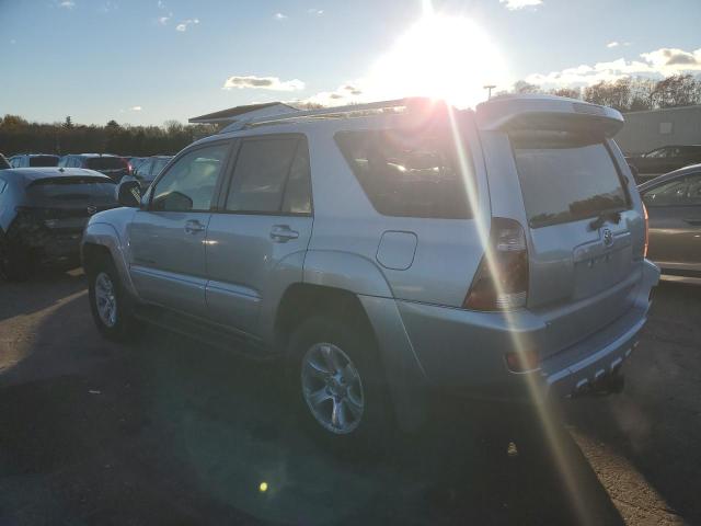 Photo 2 from auction – 2005 TOYOTA 4RUNNER SR with VIN JTEBT14R558020442