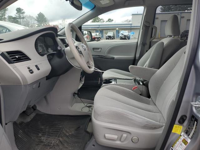 Photo 7 from auction – 2012 TOYOTA SIENNA LE with VIN 5TDKK3DC1CS221097