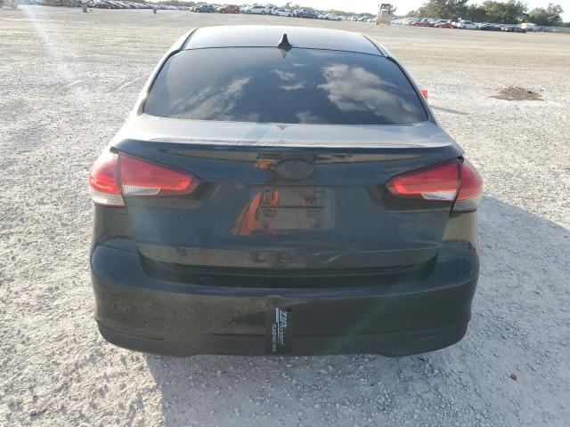 Photo 6 from auction – 2018 KIA FORTE LX with VIN 3KPFK4A76JE228262