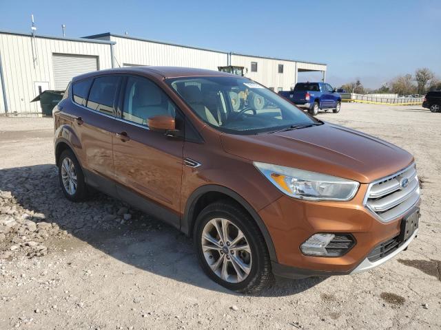 Photo 4 from auction – 2017 FORD ESCAPE SE with VIN 1FMCU9GD5HUD43594