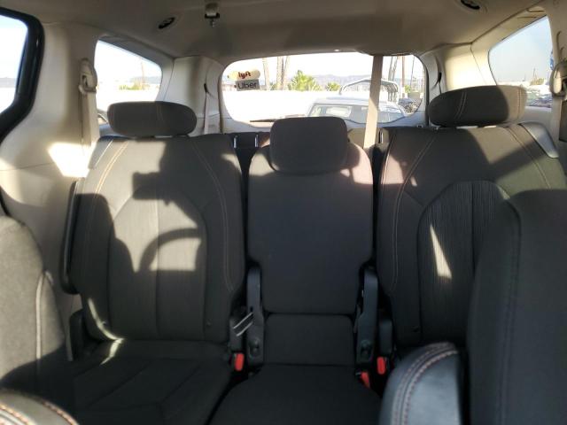 Photo 10 from auction – 2018 CHRYSLER PACIFICA L with VIN 2C4RC1CG0JR253193