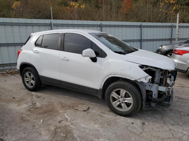 Photo 4 from auction – 2017 CHEVROLET TRAX LS with VIN 3GNCJNSB4HL278847