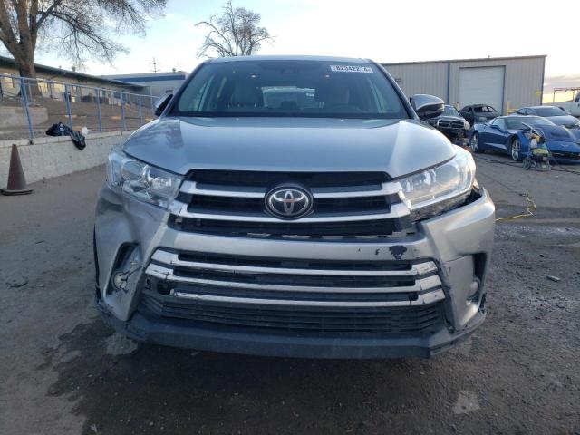 Photo 5 from auction – 2019 TOYOTA HIGHLANDER with VIN 5TDBZRFH3KS710770