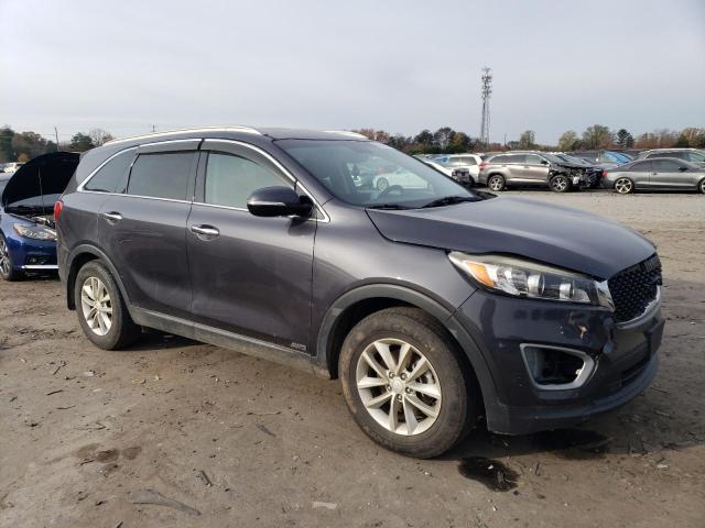 Photo 4 from auction – 2016 KIA SORENTO LX with VIN 5XYPGDA39GG022464