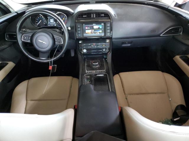 Photo 8 from auction – 2018 JAGUAR XE with VIN SAJAR4FX2JCP27244
