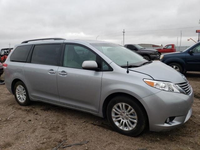 Photo 4 from auction – 2013 TOYOTA SIENNA XLE with VIN 5TDYK3DC9DS404372