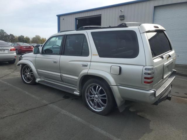 Photo 2 from auction – 2000 TOYOTA 4RUNNER LI with VIN JT3GN87R7Y0136693
