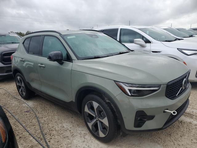 Photo 4 from auction – 2025 VOLVO XC40 PLUS with VIN YV4L12UC2S2467936