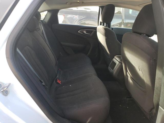 Photo 10 from auction – 2015 CHRYSLER 200 LIMITE with VIN 1C3CCCAB1FN742154