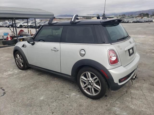 Photo 2 from auction – 2013 MINI COOPER S with VIN WMWSV3C53DT393402