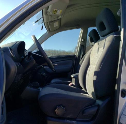 Photo 7 from auction – 2004 TOYOTA RAV4 with VIN JTEHD20V946019174