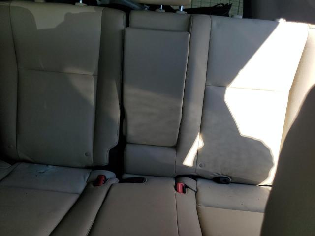Photo 10 from auction – 2015 TOYOTA RAV4 LIMIT with VIN JTMDFREV0FD104675