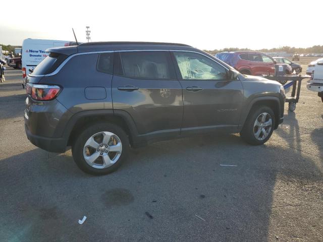 Photo 3 from auction – 2018 JEEP COMPASS LA with VIN 3C4NJDBBXJT350281