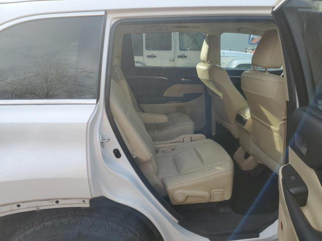 Photo 11 from auction – 2015 TOYOTA HIGHLANDER with VIN 5TDDKRFH6FS194326