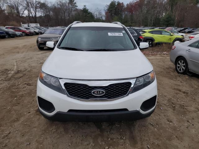 Photo 5 from auction – 2013 KIA SORENTO LX with VIN 5XYKTDA21DG315686