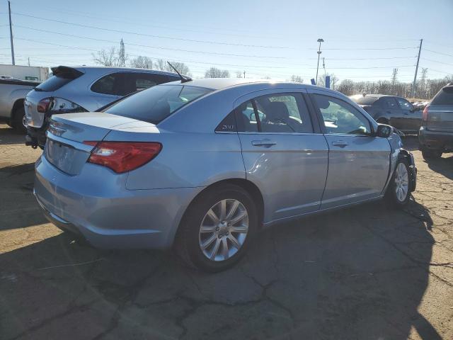 Photo 3 from auction – 2013 CHRYSLER 200 TOURIN with VIN 1C3CCBBB1DN694905