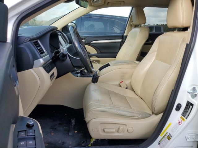 Photo 7 from auction – 2017 TOYOTA HIGHLANDER with VIN 5TDKZRFH6HS199726