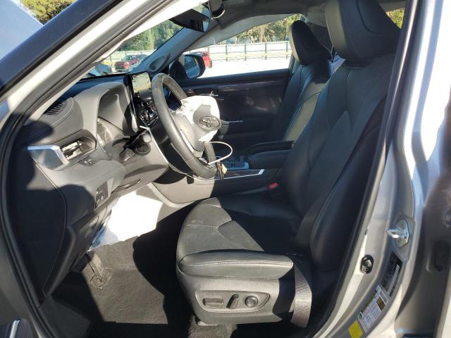 Photo 7 from auction – 2022 TOYOTA HIGHLANDER with VIN 5TDYZRAH9NS109451