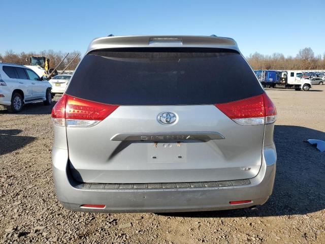 Photo 6 from auction – 2014 TOYOTA SIENNA LE with VIN 5TDKK3DC0ES437347