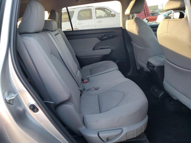 Photo 11 from auction – 2022 TOYOTA HIGHLANDER with VIN 5TDBZRBH1NS596259