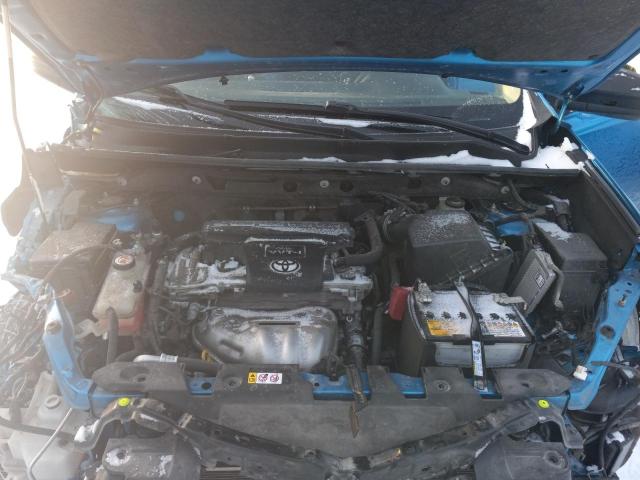 Photo 11 from auction – 2018 TOYOTA RAV4 LE with VIN JTMBFREVXJD247858