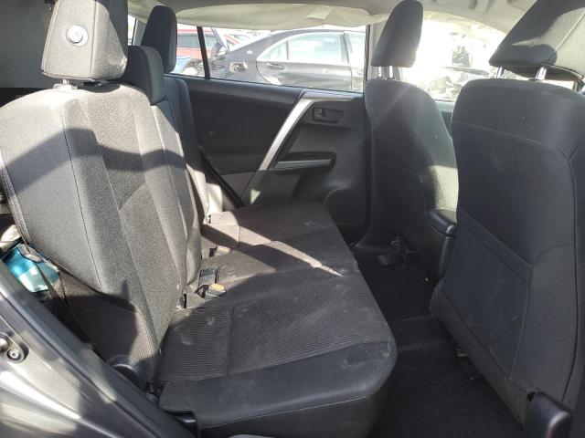Photo 10 from auction – 2018 TOYOTA RAV4 LE with VIN JTMBFREV5JJ199283