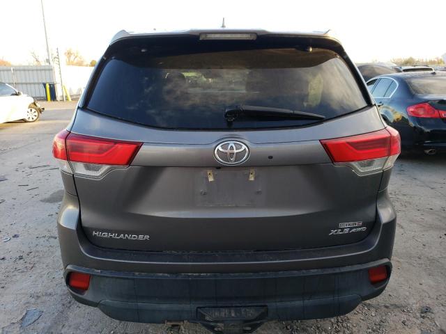 Photo 6 from auction – 2018 TOYOTA HIGHLANDER with VIN 5TDJZRFH7JS559362