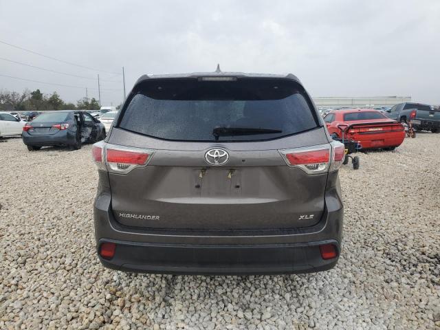 Photo 6 from auction – 2016 TOYOTA HIGHLANDER with VIN 5TDKKRFH0GS158043