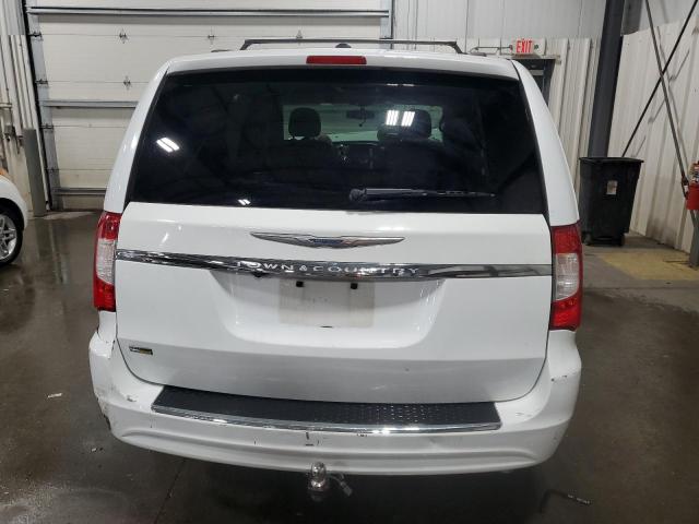 Photo 6 from auction – 2016 CHRYSLER TOWN & COU with VIN 2C4RC1BG2GR206838