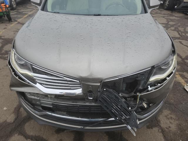 Photo 12 from auction – 2016 LINCOLN MKX RESERV with VIN 2LMTJ8LR6GBL52091
