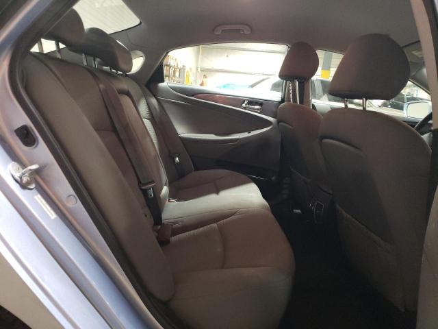 Photo 10 from auction – 2013 HYUNDAI SONATA HYB with VIN KMHEC4A40DA084323