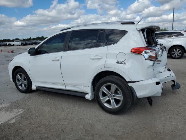 Photo 2 from auction – 2015 TOYOTA RAV4 XLE with VIN 2T3WFREV3FW180791