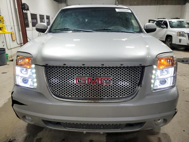 Фото 5 с аукциона – 2011 GMC YUKON DENA с VIN 1GKS2EEF0BR139030