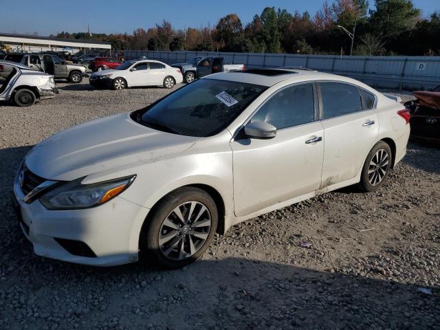 Photo 1 from auction – 2017 NISSAN ALTIMA 2.5 with VIN 1N4AL3AP8HC258887