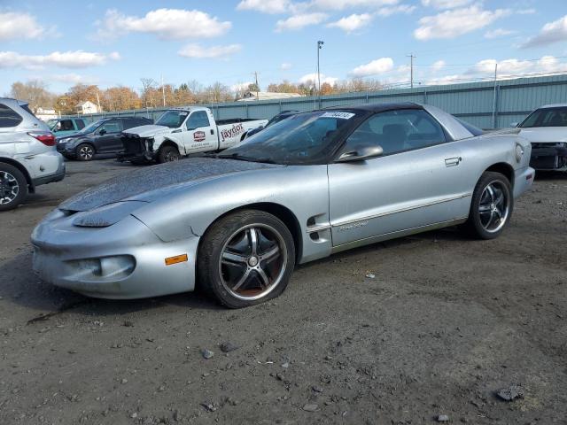 PONTIAC FIREBIRD 1999 with VIN 2G2FS22K7X2214737 - Photo from auction