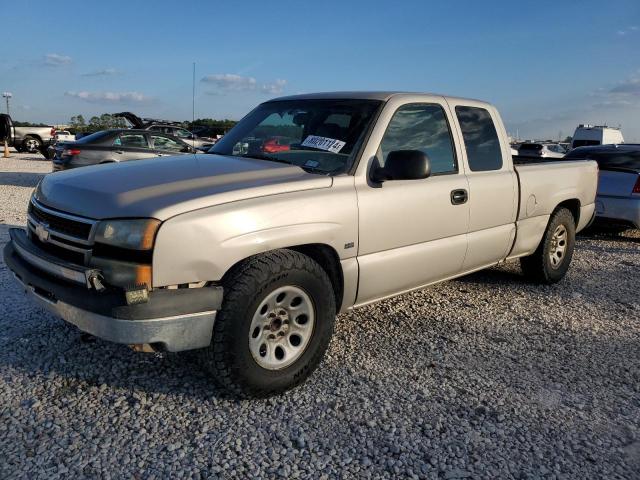 CHEVROLET SILVERADO 2006 with VIN 1GCEC19X36Z117305 - Photo from auction