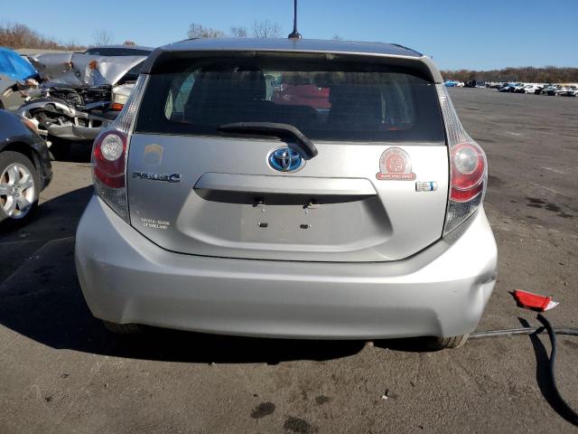 Photo 6 from auction – 2012 TOYOTA PRIUS C with VIN JTDKDTB32C1001400