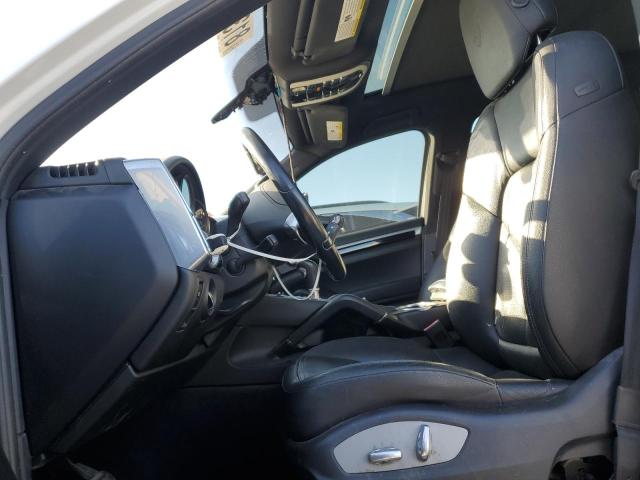 Photo 7 from auction – 2014 PORSCHE CAYENNE with VIN WP1AA2A25ELA93079