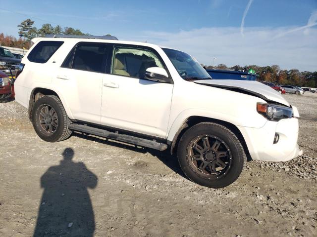 Photo 4 from auction – 2016 TOYOTA 4RUNNER SR with VIN JTEZU5JR1G5142601