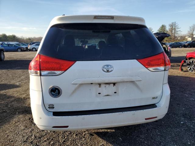 Photo 6 from auction – 2012 TOYOTA SIENNA XLE with VIN 5TDYK3DC7CS254938