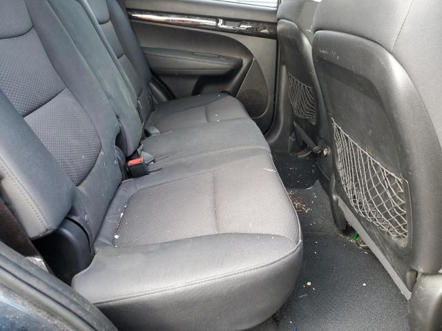 Photo 11 from auction – 2011 KIA SORENTO BA with VIN 5XYKTCA19BG072420